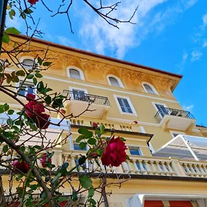 Canali, Portofino Coast Отель